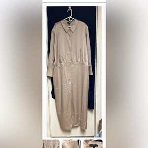 Eloquii Taupe Long Sleeve Wide Leg Cropped Pantsuit in Satin 28.Never worn.NWOT.